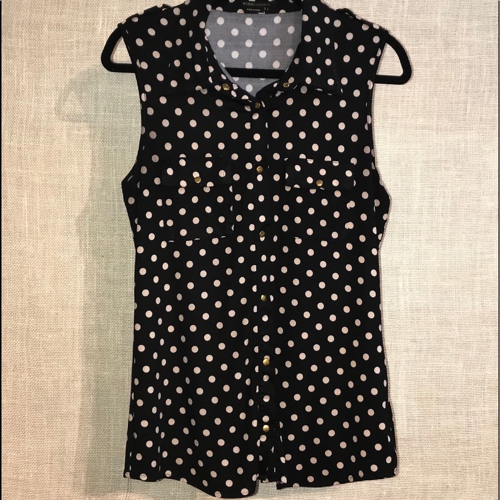 BCBG polka dot sleeveless stretchy top